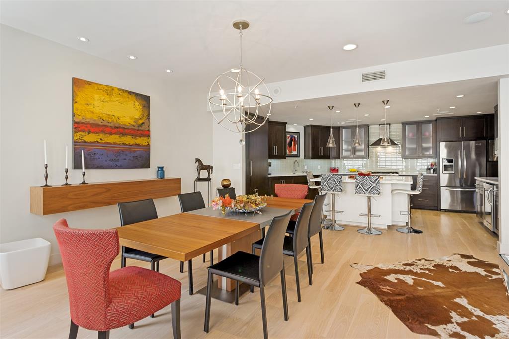 Neil P At Burnett Park Condo - Residential