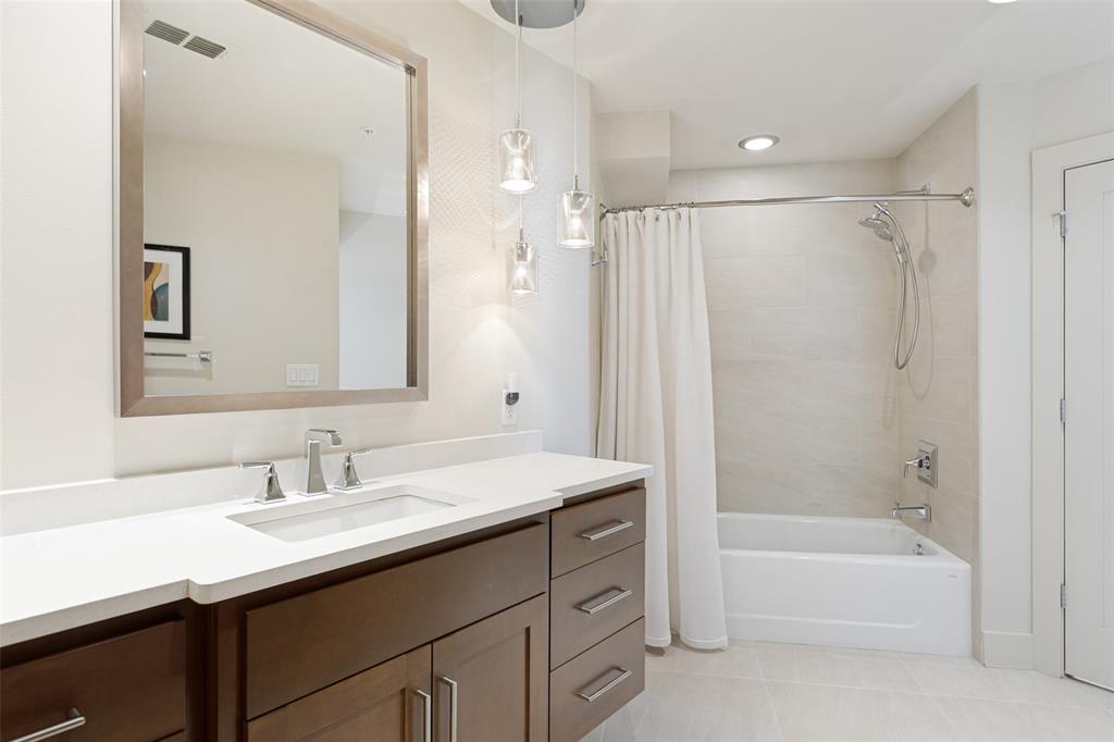 Neil P At Burnett Park Condo - Residential