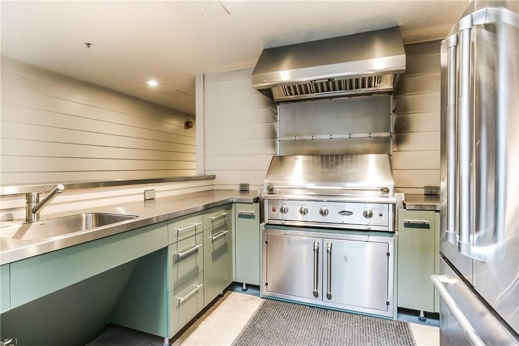 Neil P At Burnett Park Condo - Residential