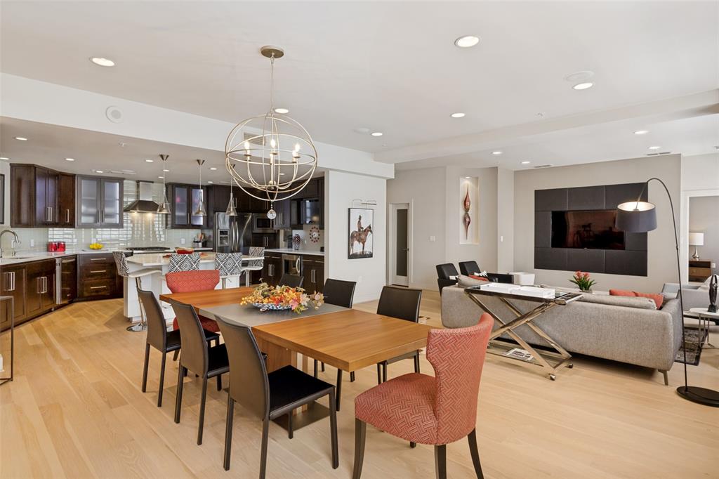 Neil P At Burnett Park Condo - Residential