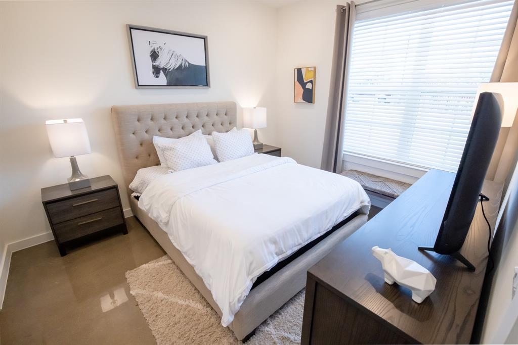 Bishop Highline #3 Add Ph 2 - Residential Lease