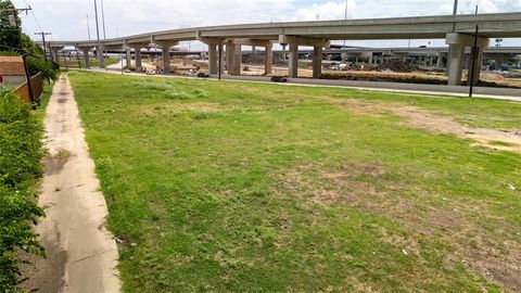 Tiny photo for 2390 Interstate 30, Mesquite, TX 75150 (MLS # 13869656)