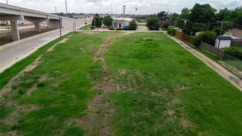 Tiny photo for 2390 Interstate 30, Mesquite, TX 75150 (MLS # 13869656)