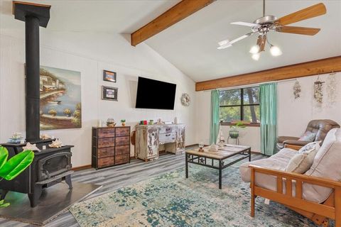 340 County Road 1768 Clifton TX 76634