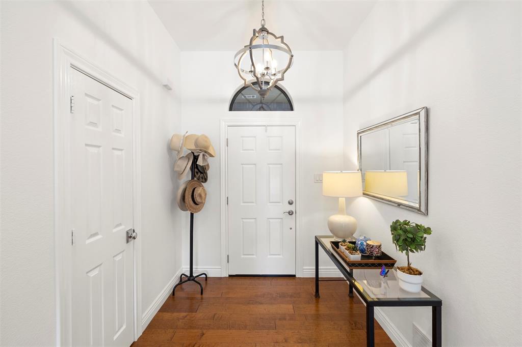 290 Ashford Lane