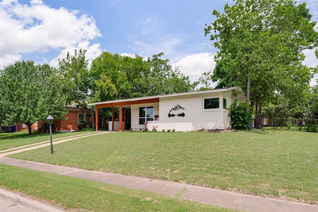 9795 Twin Creek Circle