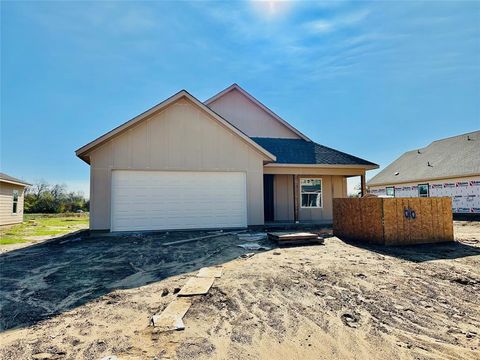 616 Crockett Drive Cleburne TX 76033