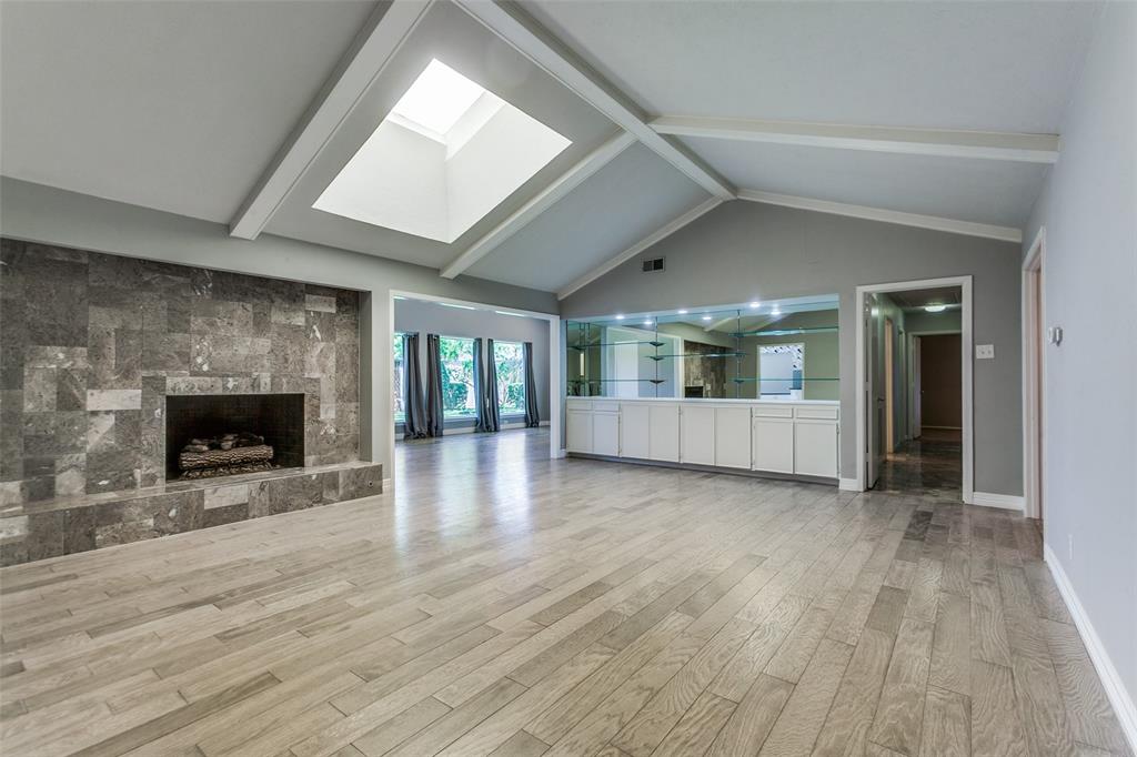 6843 Quarterway Drive