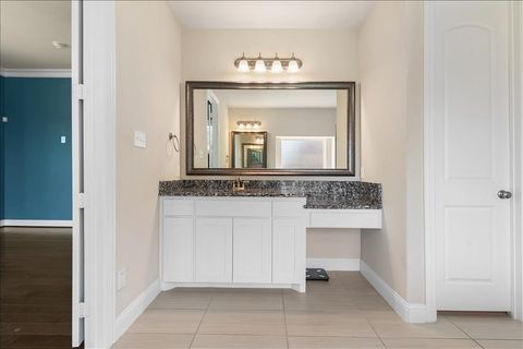 Tiny photo for 701 Auburn Court, Savannah, TX 76227 (MLS # 21339625)