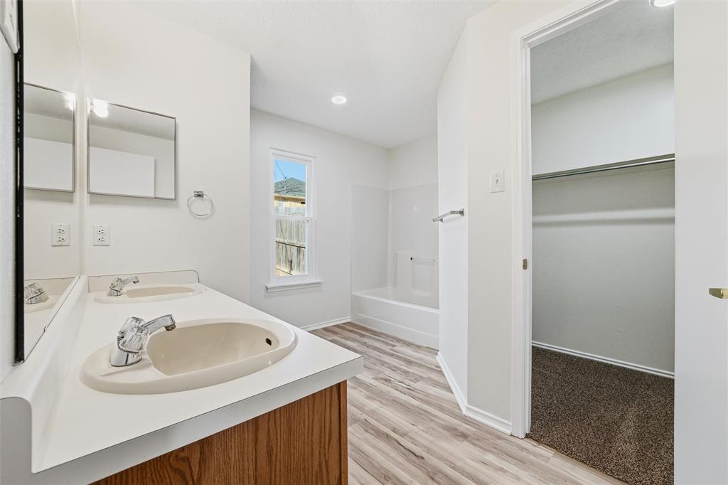 Hillcrest 03 - Residential