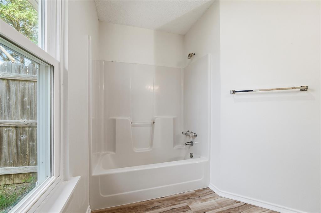 Hillcrest 03 - Residential