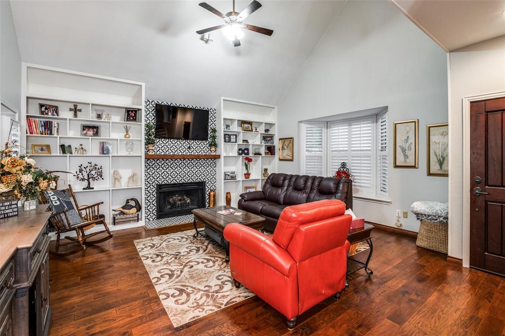 6019 Willow Wood Lane