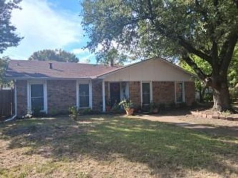 410 Ivy Way Garland TX 75043