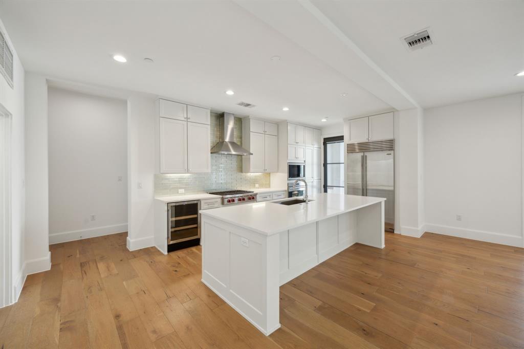 Frisco, Texas 75034, United States, 2 Bedrooms Bedrooms, ,3 BathroomsBathrooms,Residential,Active,78677