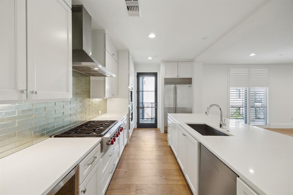 Frisco, Texas 75034, United States, 2 Bedrooms Bedrooms, ,3 BathroomsBathrooms,Residential,Active,78677