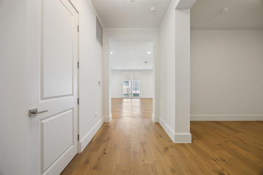 Frisco, Texas 75034, United States, 2 Bedrooms Bedrooms, ,3 BathroomsBathrooms,Residential,Active,78677