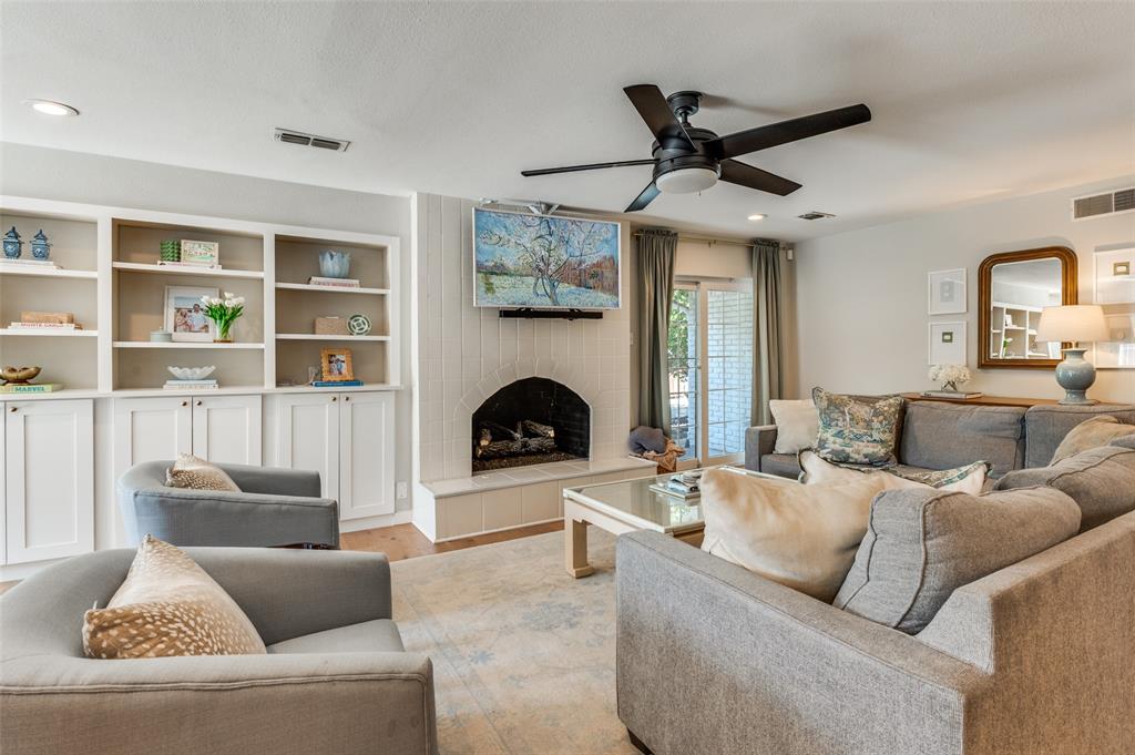 3021 Timberview Road