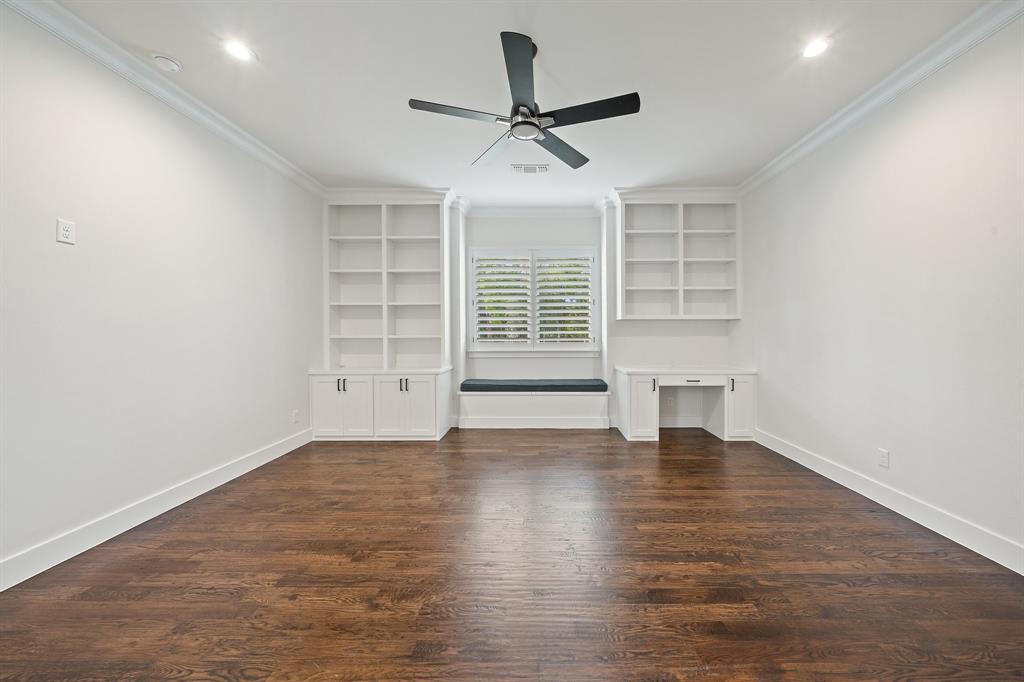 Hidden Creeks Pointe - Residential