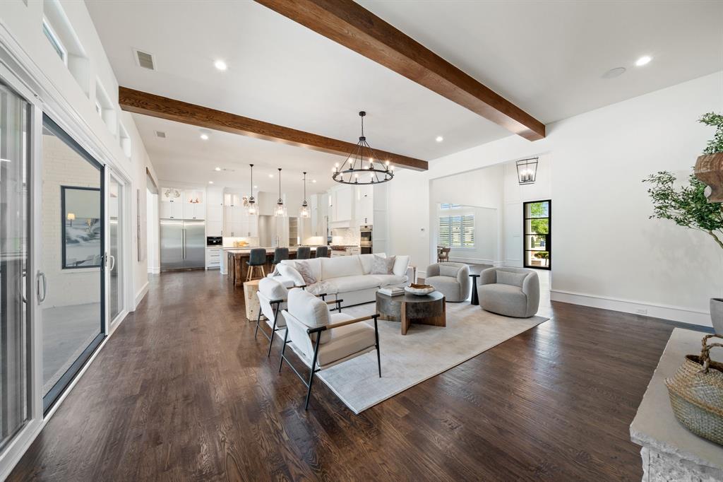 Hidden Creeks Pointe - Residential