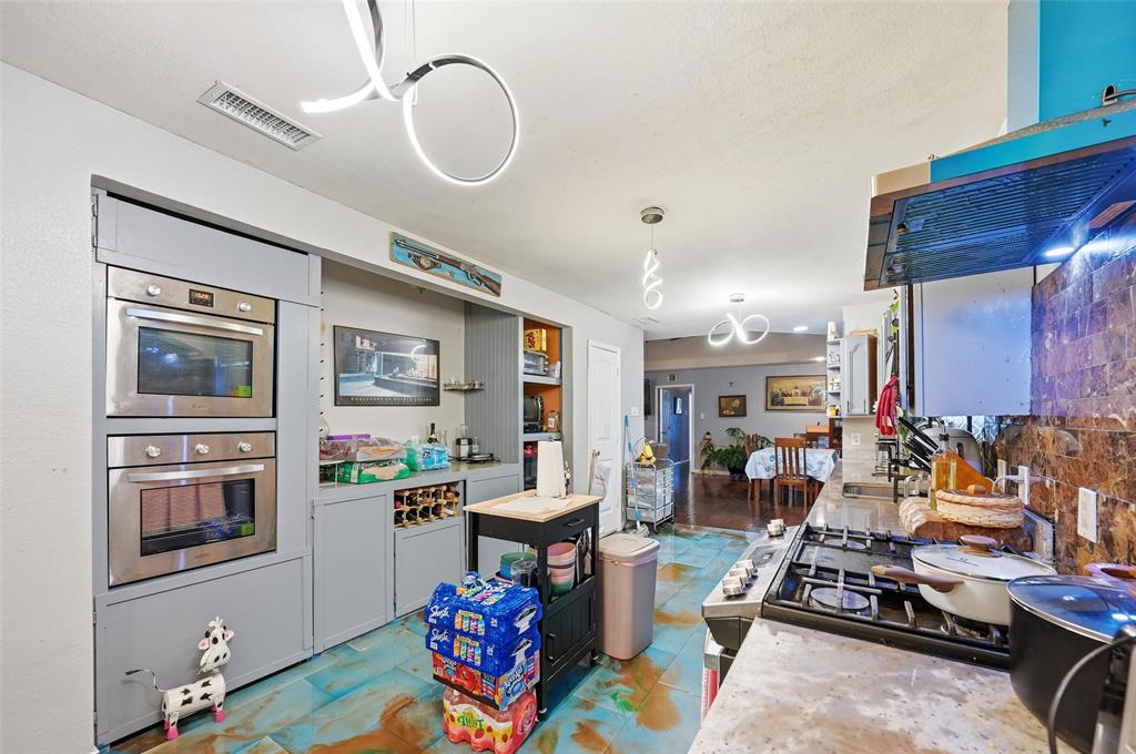 Gene C Uselton Sub - Residential