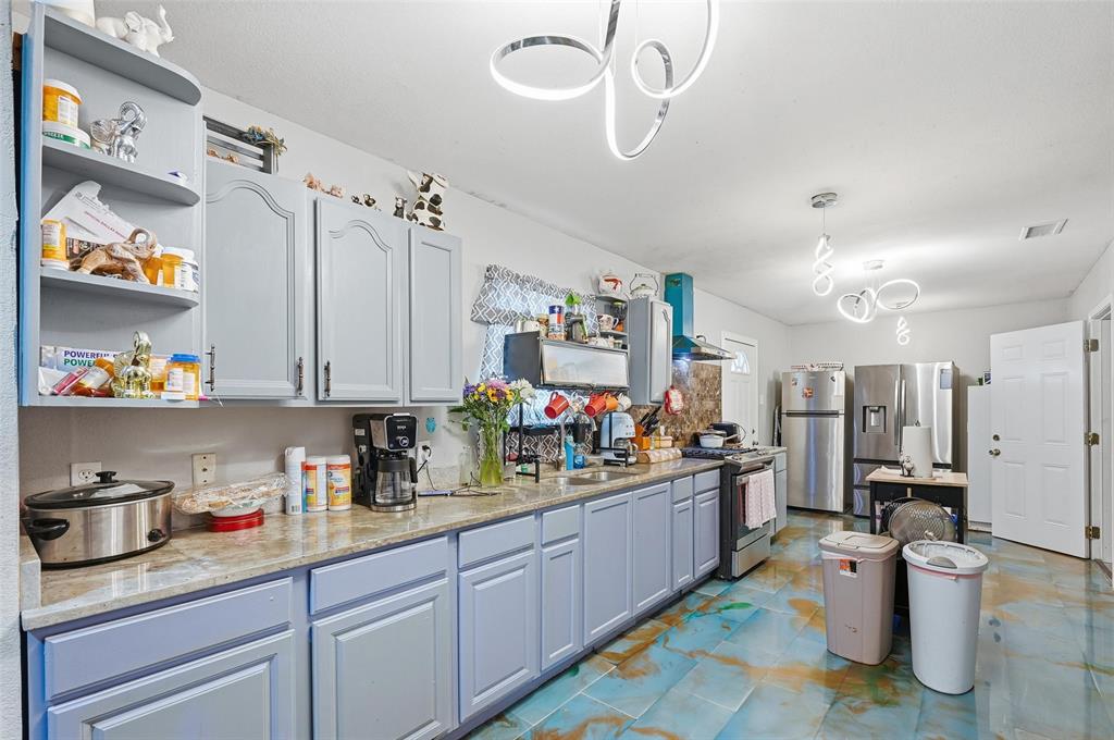 Gene C Uselton Sub - Residential