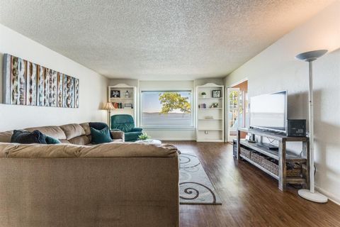 112 Harbor Drive 215 Runaway Bay TX 76426