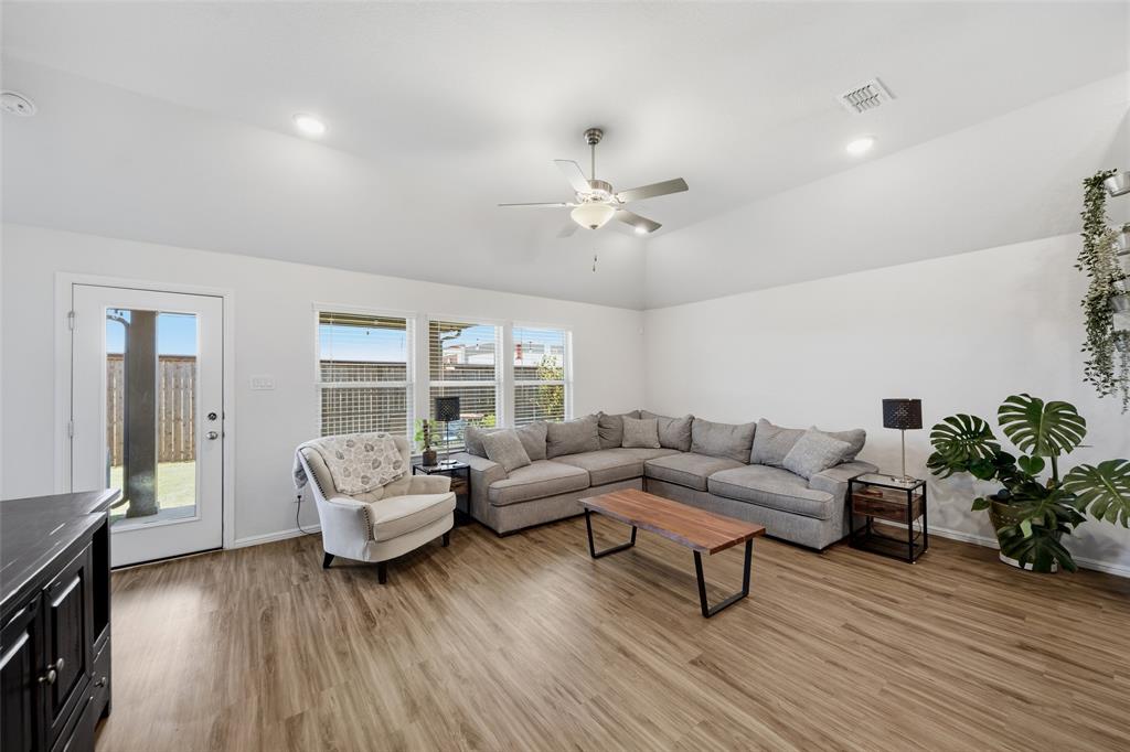2208 Maplewood Drive