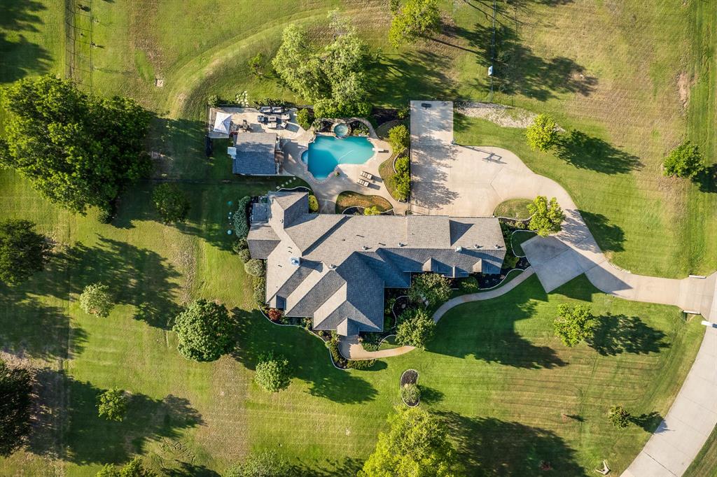 Hickory Hill Estate - Residential