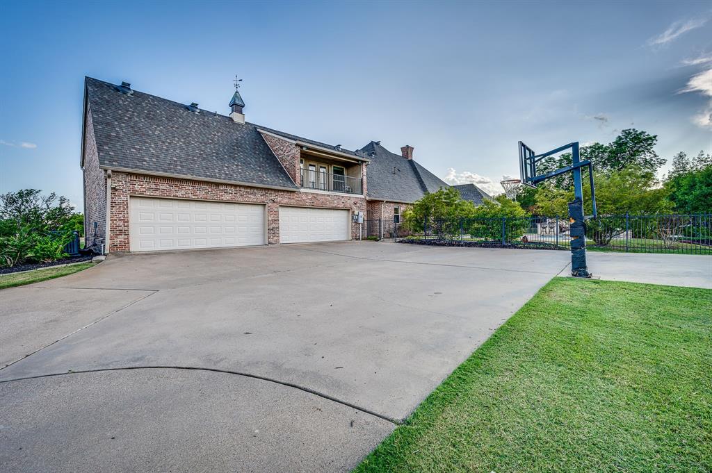 Hickory Hill Estate - Residential