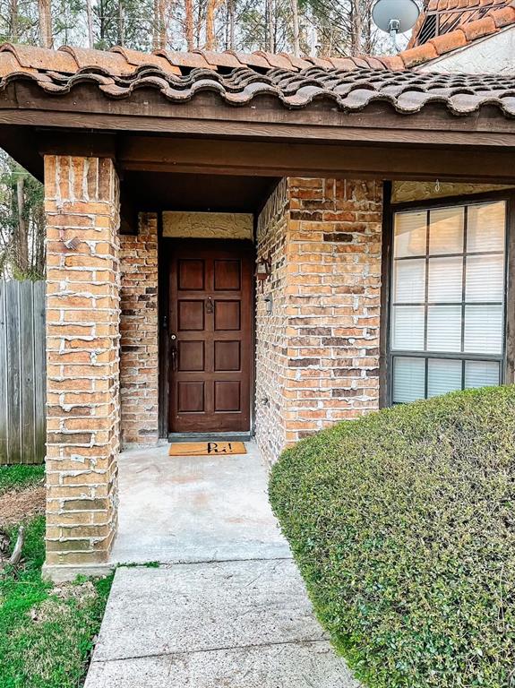 5454 Financial Plaza 16-B