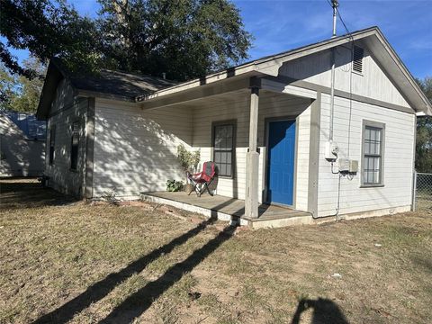 A home in Sulphur Springs