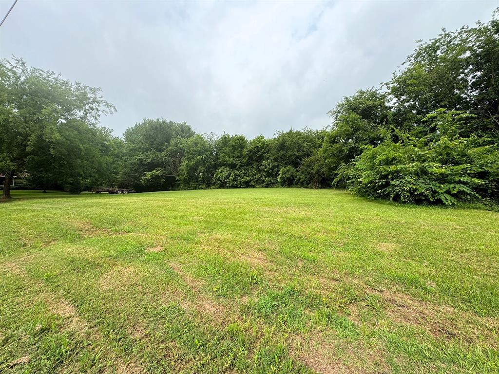 CHAPMAN PLACE - Land