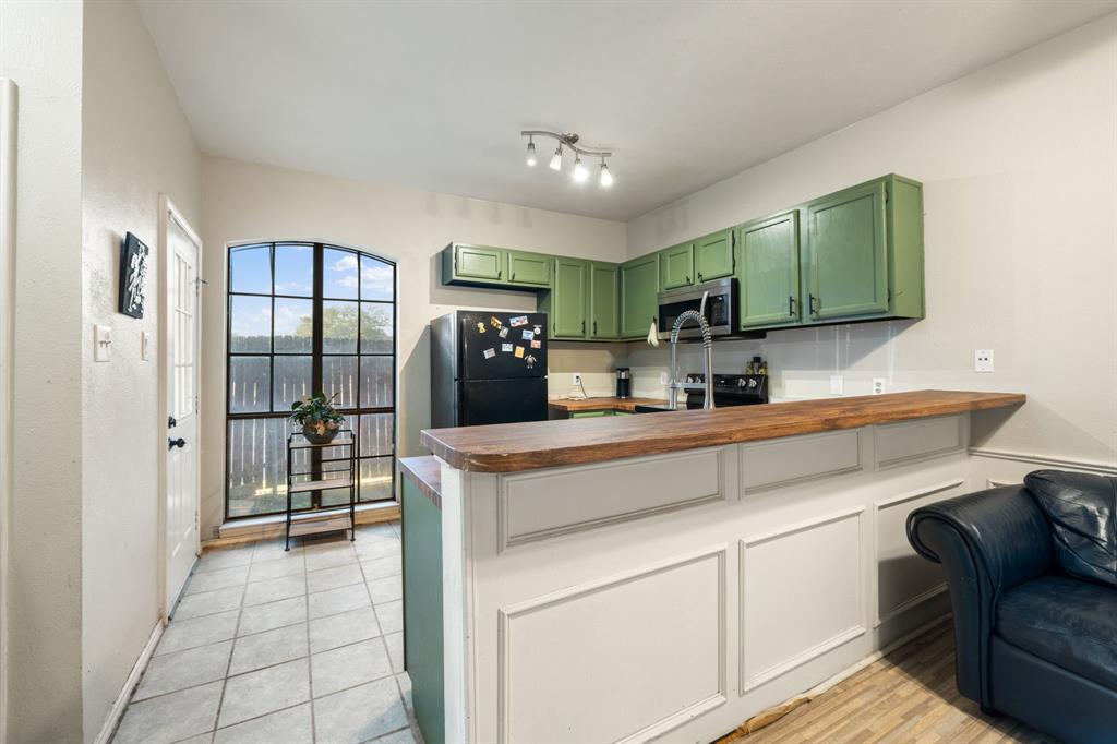 611 Oriole Boulevard 1001