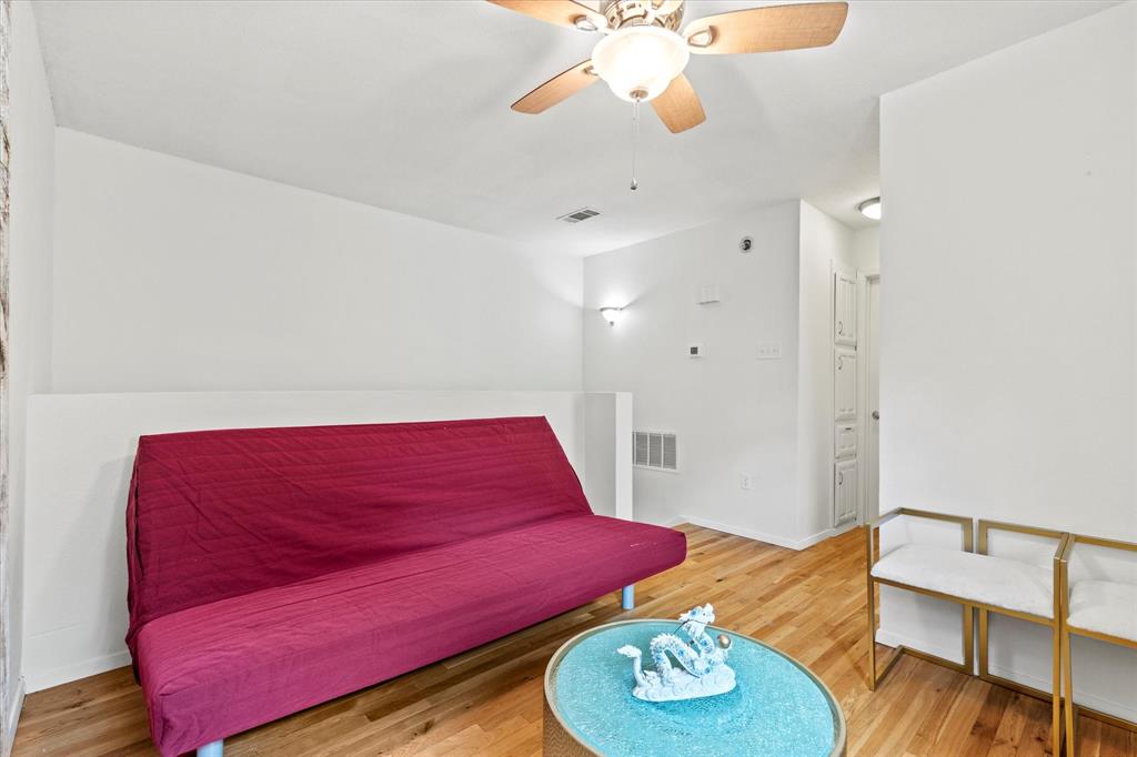 Preston Oaks Crossing Condos 01 & 02 - Residential