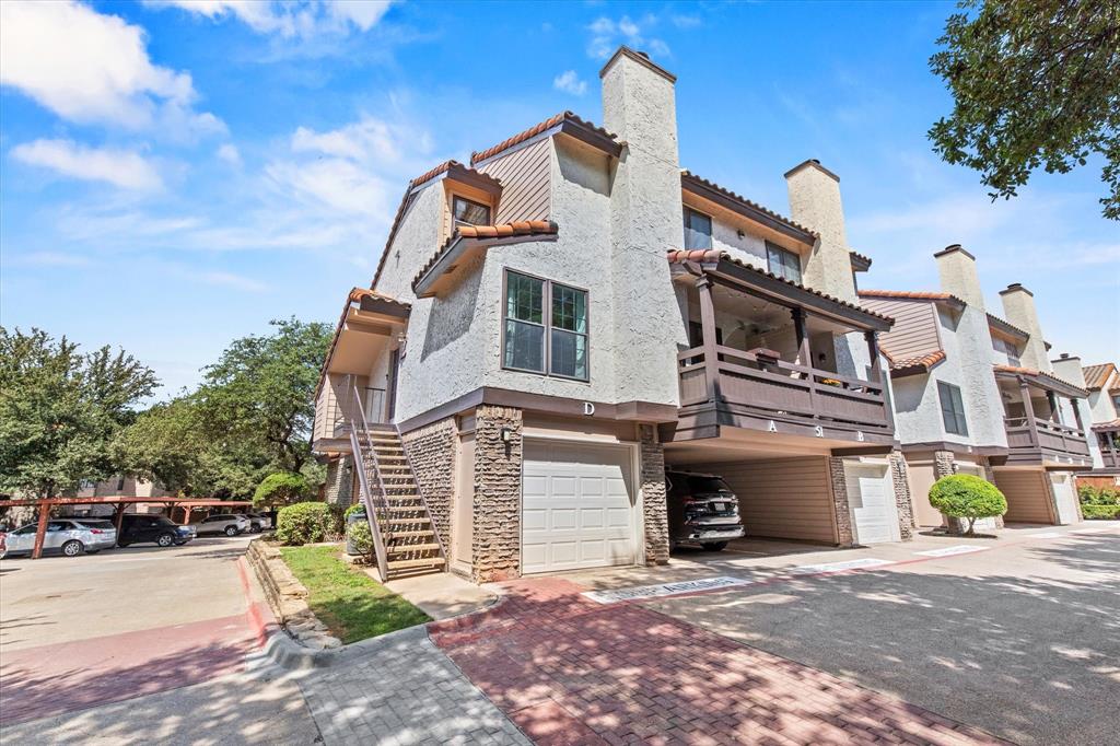 Preston Oaks Crossing Condos 01 & 02 - Residential