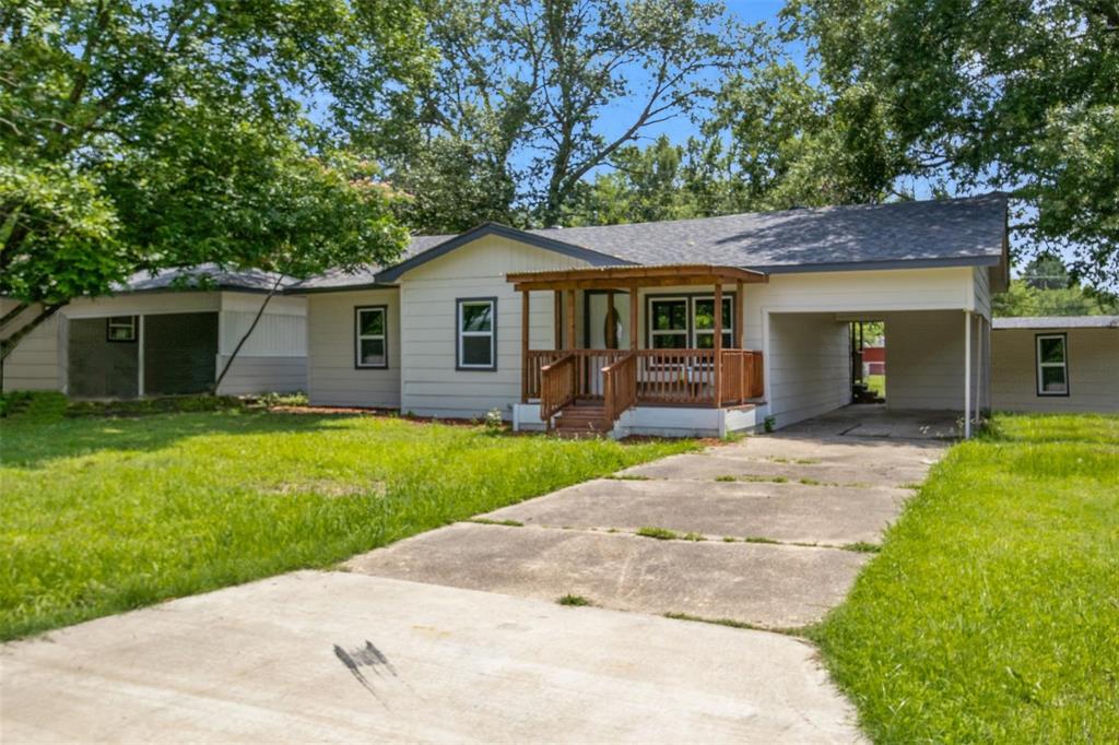 121 Circle Drive