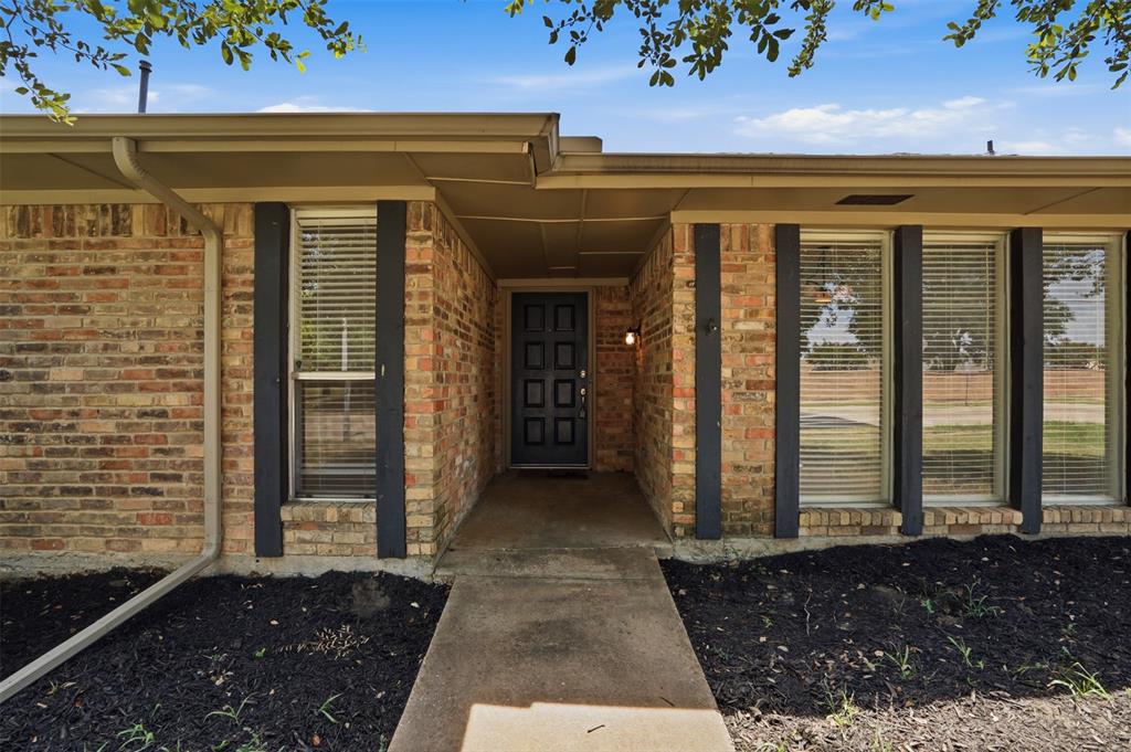 1000 Lexington Drive