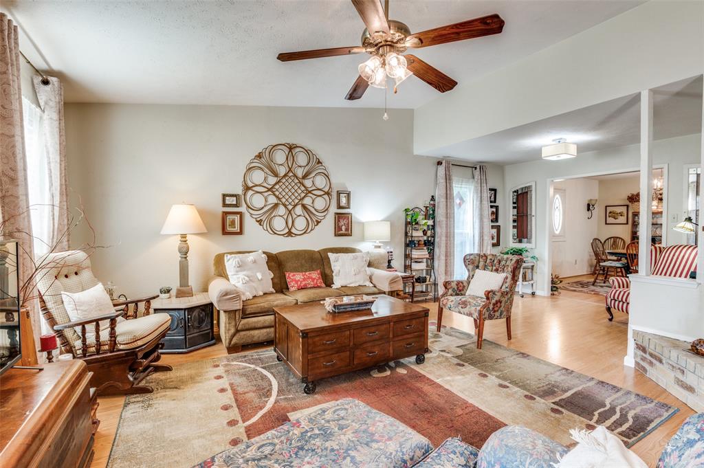 7430 Cloverglen Drive