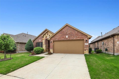 Photo of 808 Kinghaven Drive, Little Elm, TX 75068 (MLS # 21385449)