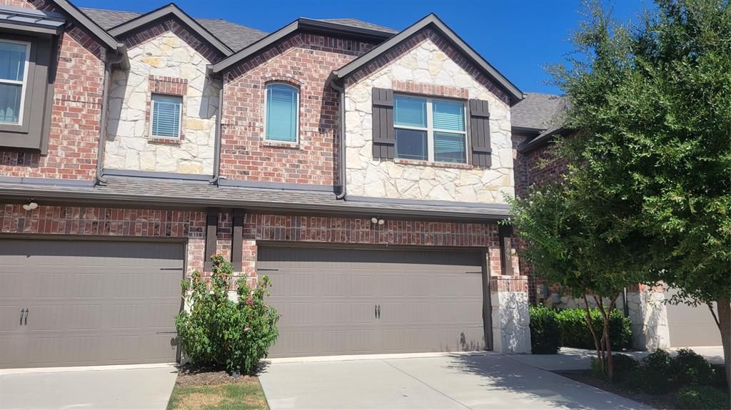Photo of 709 Lowveld Drive, Murphy, TX 75094 (MLS # 21273236)