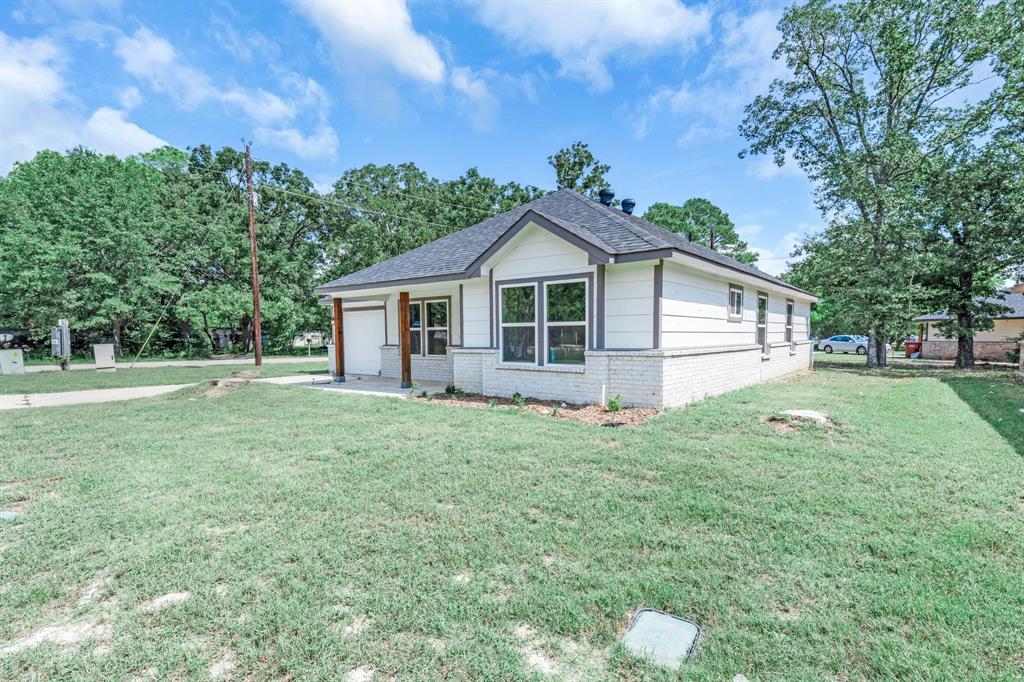 716 Hemlock Drive