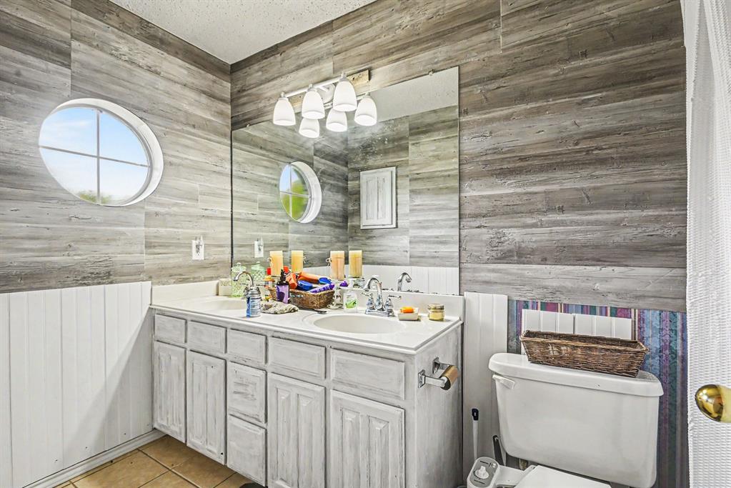 Foster Village Add - Residential