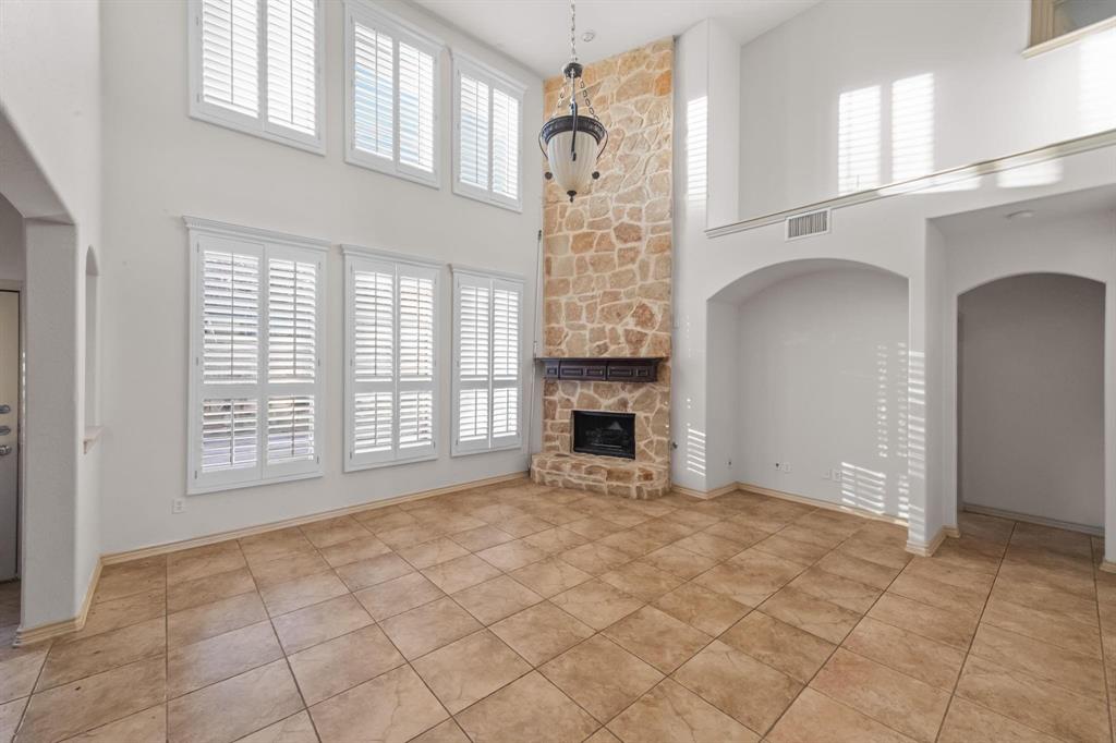 Lee Rays Place - Residential Lease