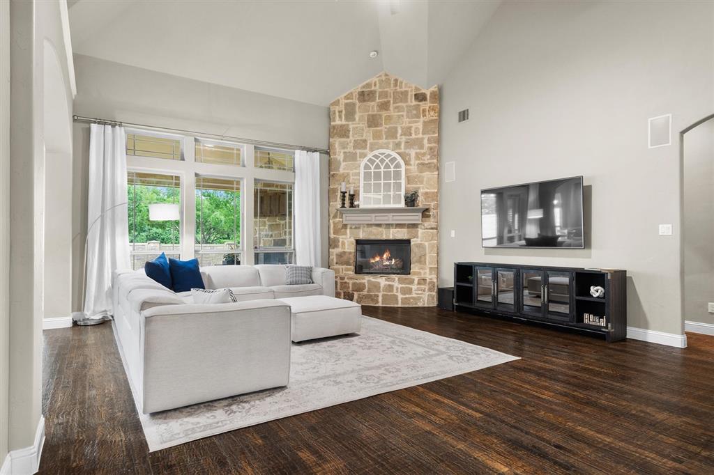 Roanoke, Texas, 76262, United States, 5 Bedrooms Bedrooms, ,4 BathroomsBathrooms,Residential,Active,2045013