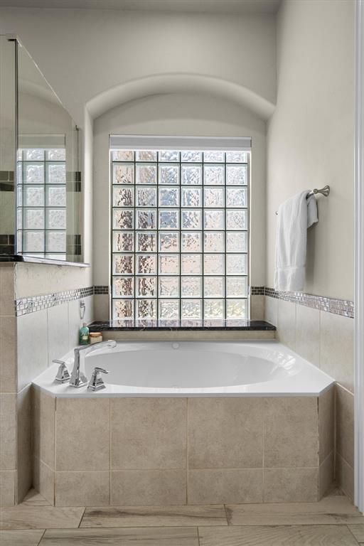 Roanoke, Texas, 76262, United States, 5 Bedrooms Bedrooms, ,4 BathroomsBathrooms,Residential,Active,2045013