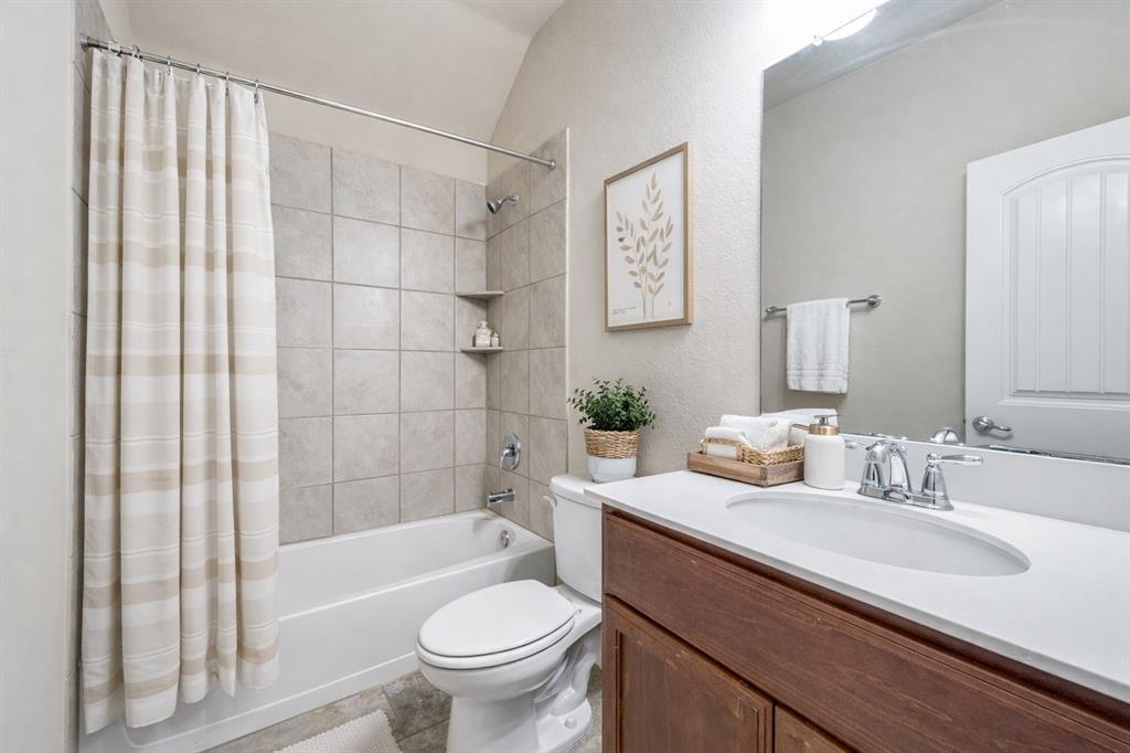 Rivendale By The Lake Ph 3 - Residential