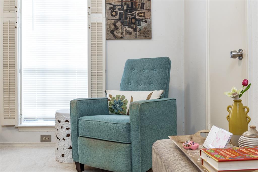 Carondelet Condo - Residential