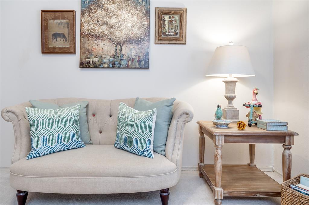 Carondelet Condo - Residential