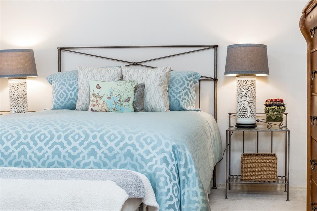 Carondelet Condo - Residential