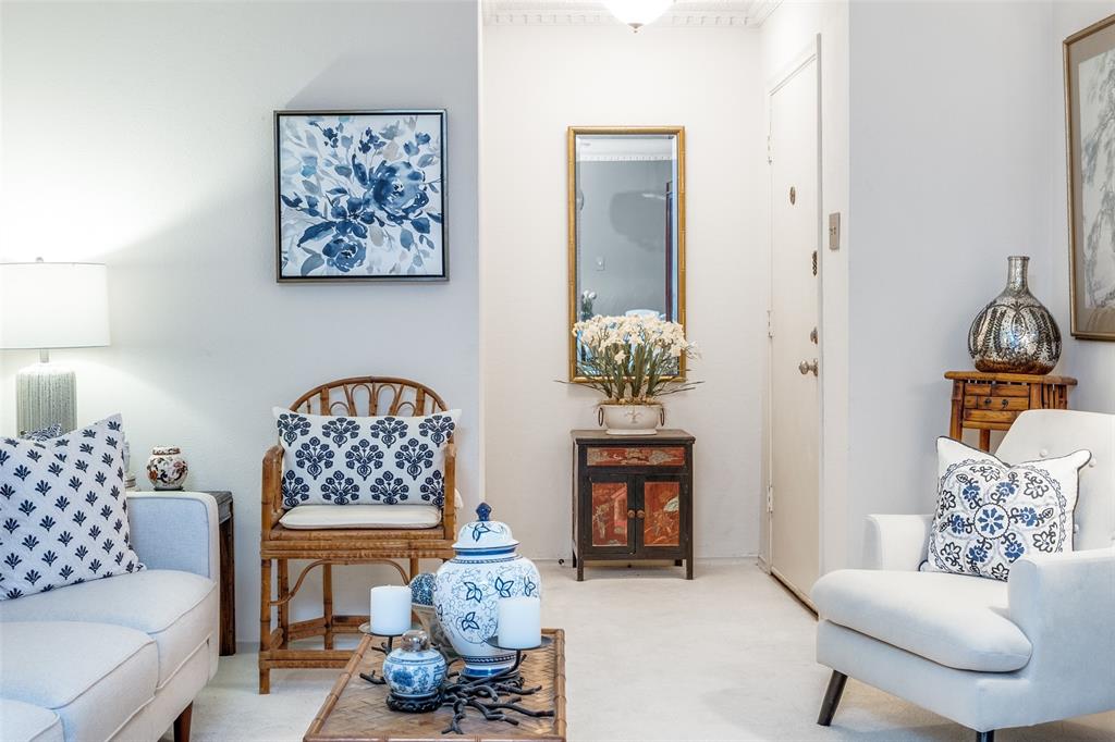 Carondelet Condo - Residential